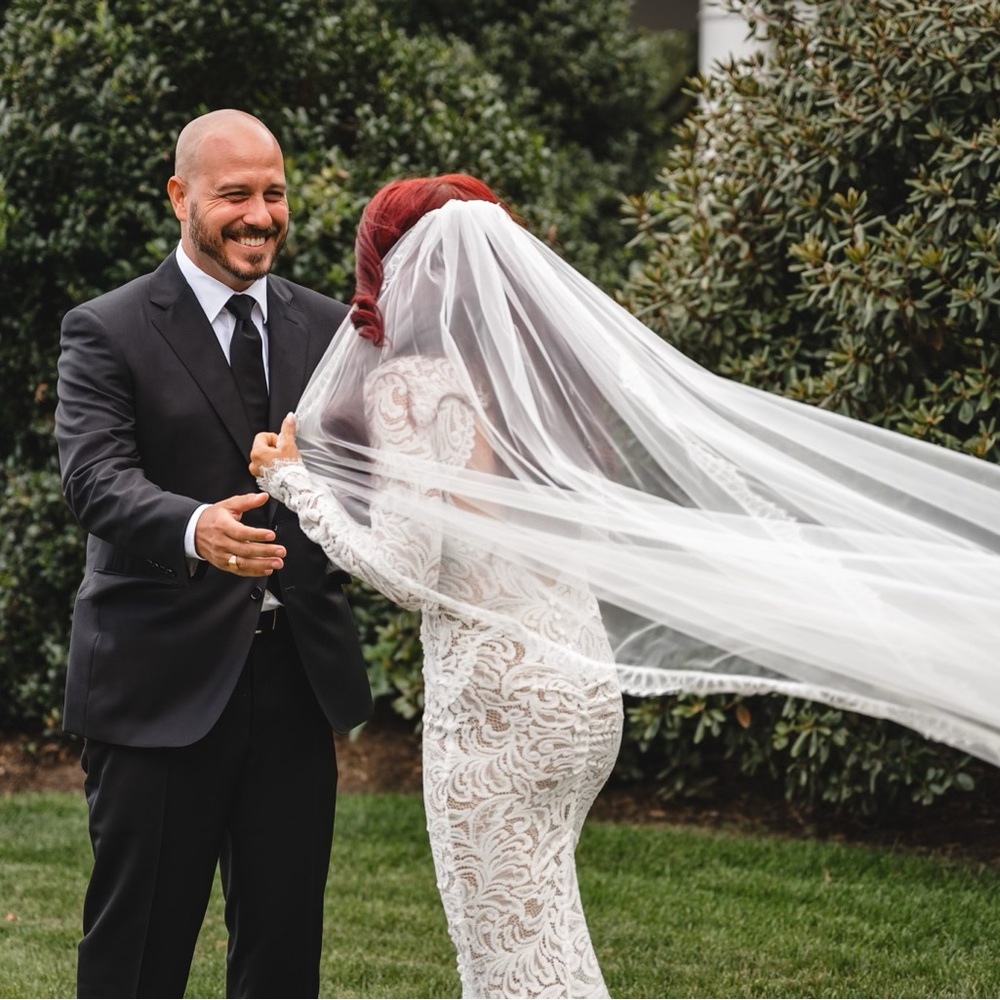 Grace Loves Lace White Veil - Picture 5 of 5